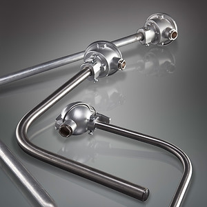 Angle thermocouples with curved or welded pipe